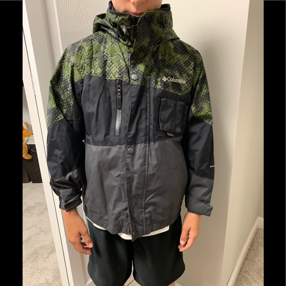 Youth sz 8 Columbia coat EUC smoke/pet free home